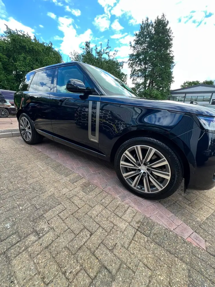 Range Rover Autobiography prepared to handover standard